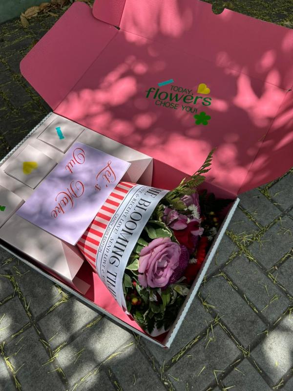 BLOOMIFY - THE CANDY BLOOMBOX
