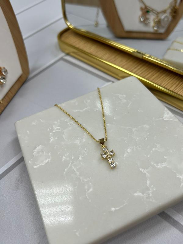 BLOOMIFY - DORADO CON ZIRCONIA