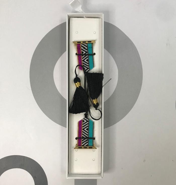 HANDMADE IWATCH BAND 38/40/41 GEOMETRICO ROSADO/AQUA/BLANCO POMPONES NEGROS