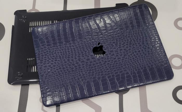 MacBook Air 15 (A2941) - COBERTOR DE CUERO AZUL OSCURO