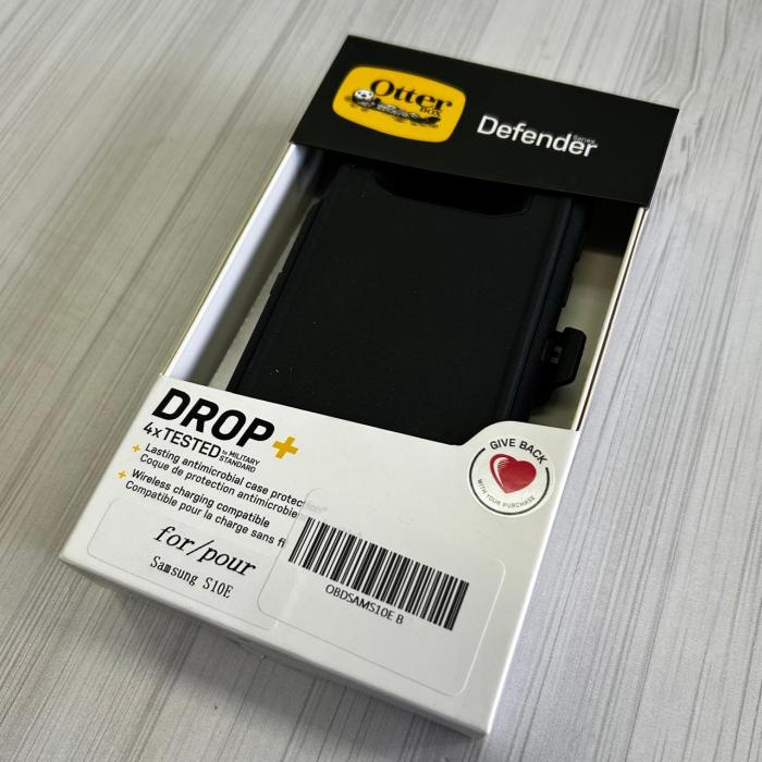 SAMSUNG GALAXY S10E - OTTER BOX DEFENDER