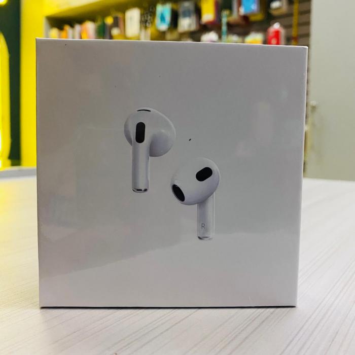 AIRPODS 3RA GENERACION.