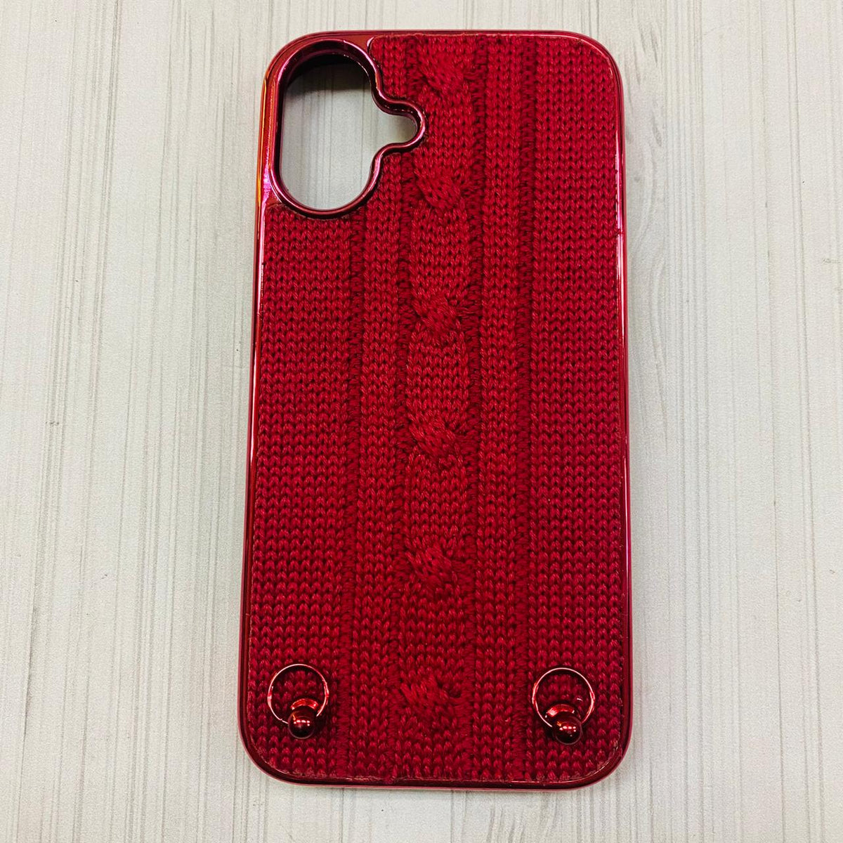 IPHONE 16 PLUS - RED SWEATER CASE