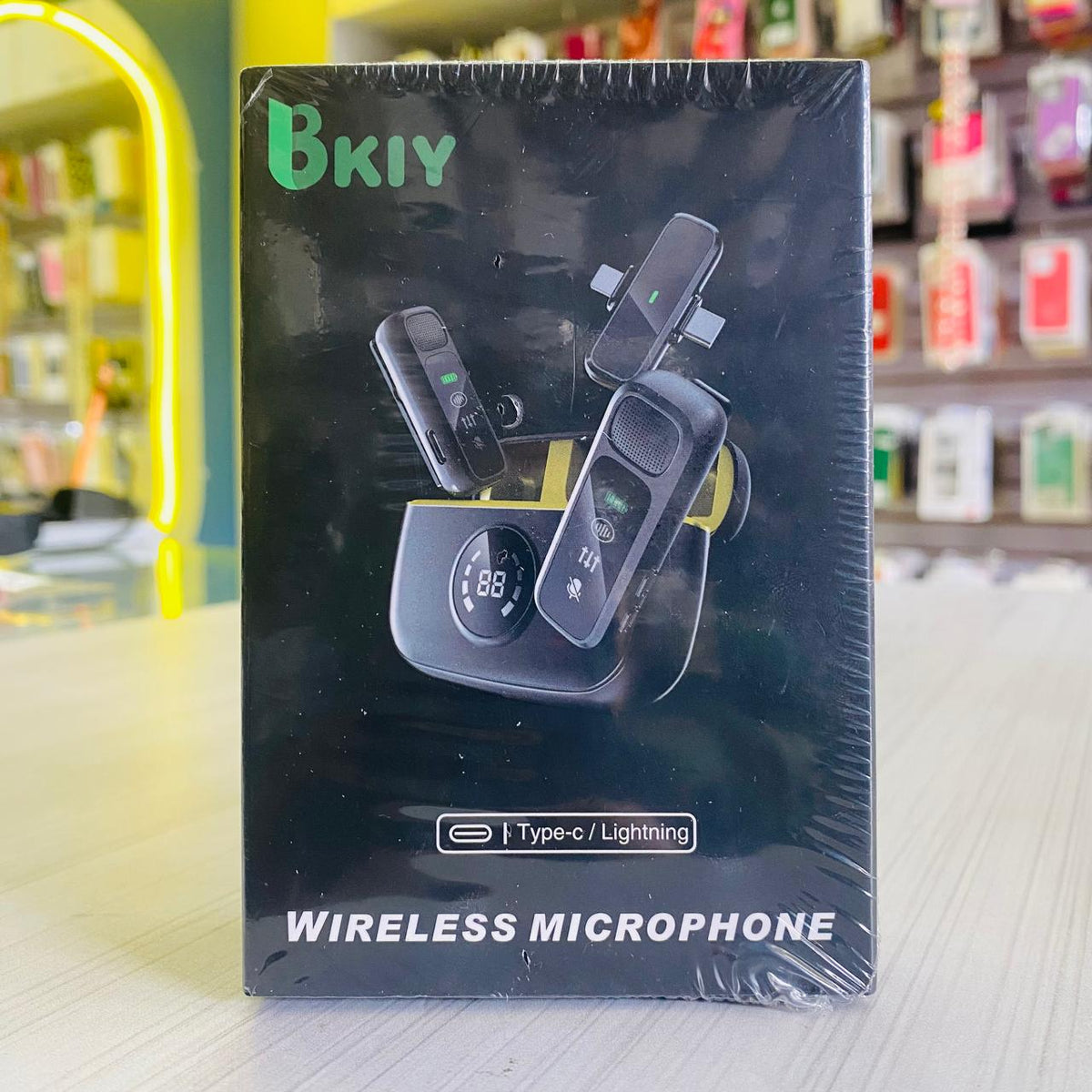 WIRELESS MICROPHONE TYPE - C / LIGHTNING