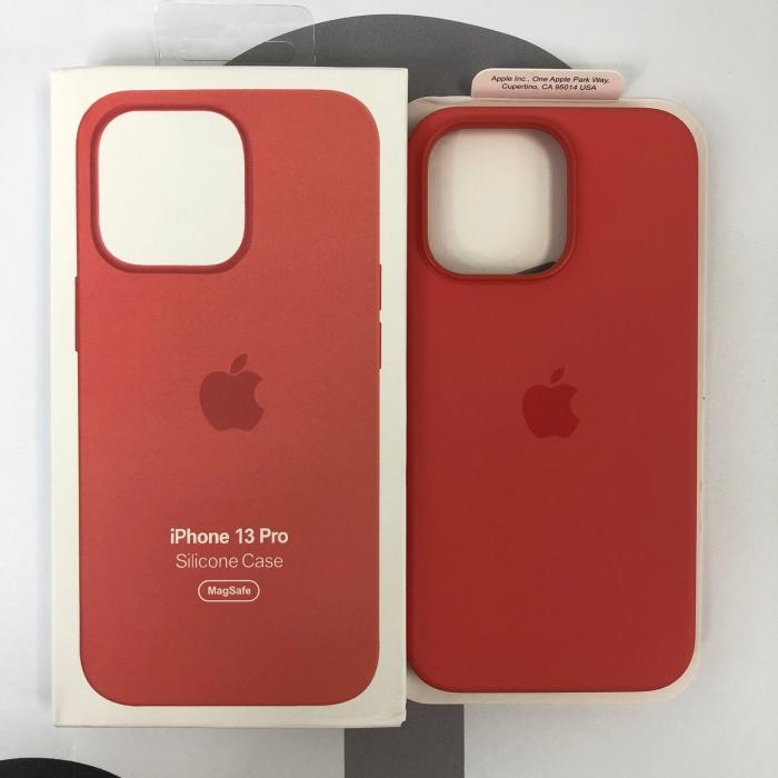 IPHONE 13 PRO - SILICON MAGSAFE ROJO SANDIA