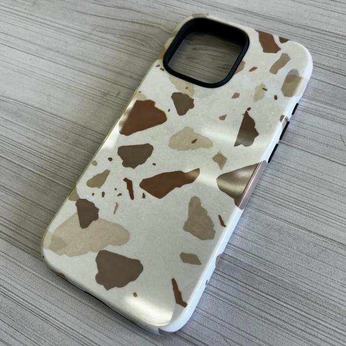 IPHONE 16 PRO MAX - CHOCOLATE BROWN COWN