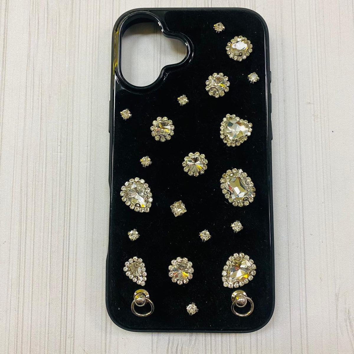 IPHONE 16 - BLACK GEMSTONE CASE
