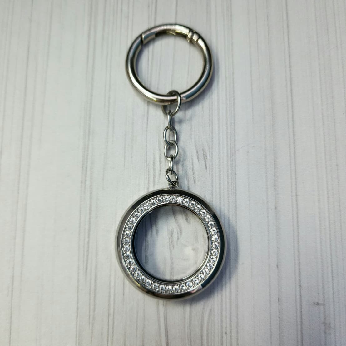AIRTAG HOLDER PLATEADO
