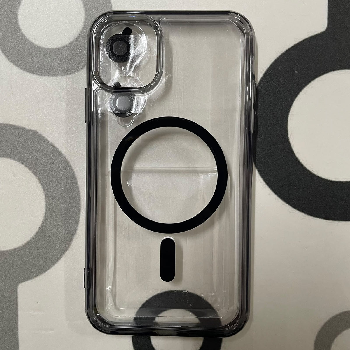 IPHONE 11 - CLEAR CASE MAGSAFE ORILLA BLACK