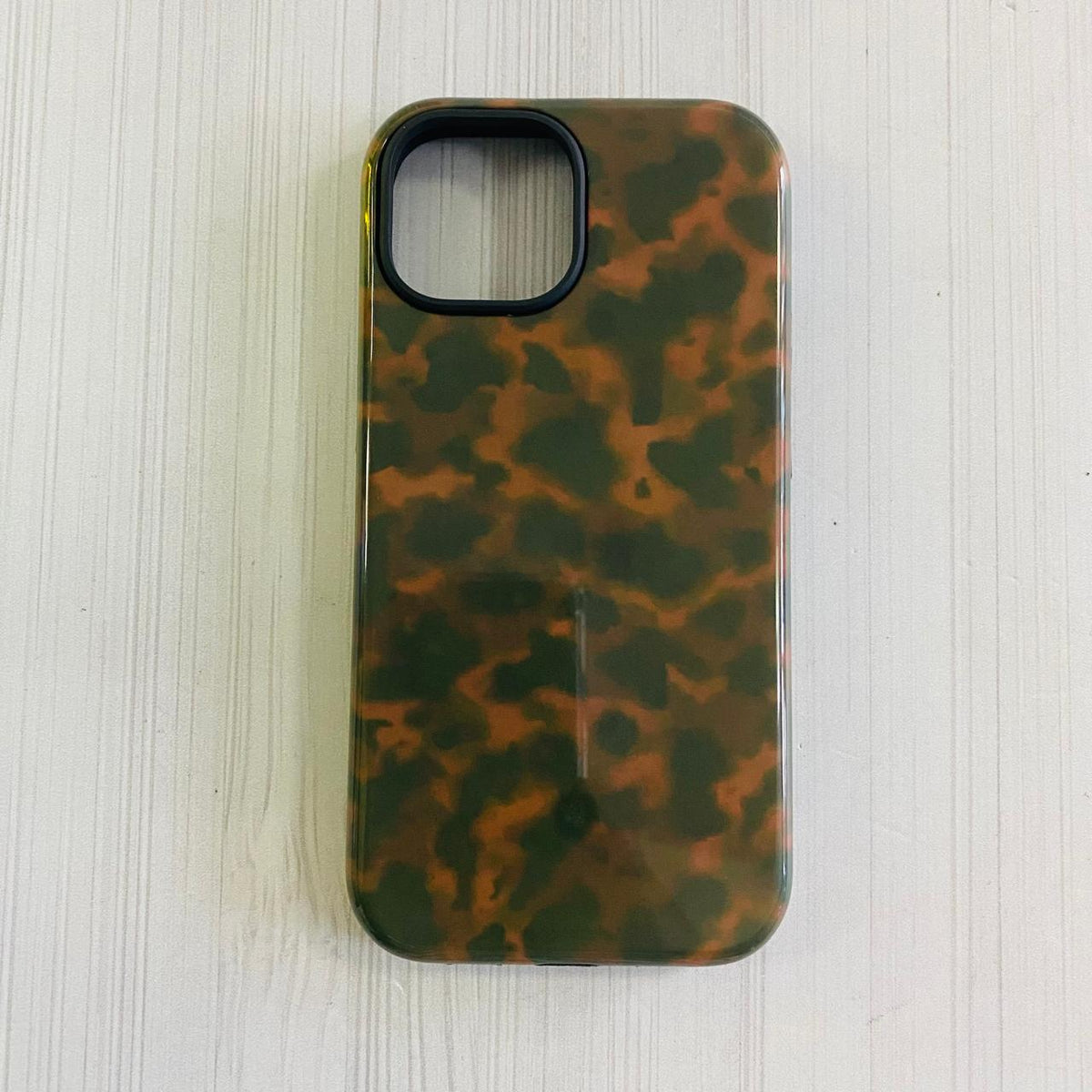 IPHONE 15 - CAMUFLAJE TIERRA